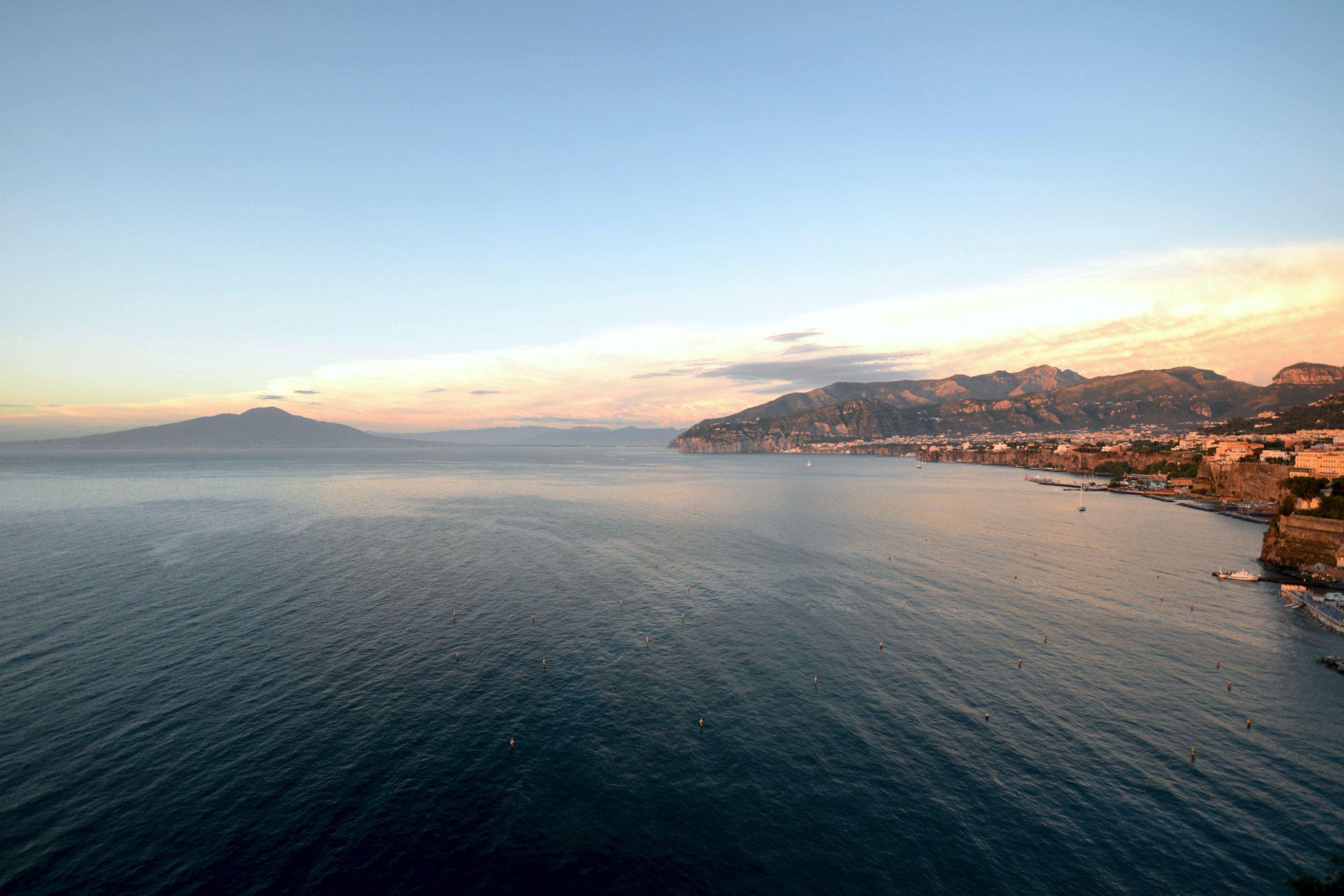 Hotel La Tonnarella Sorrento Bagian luar foto